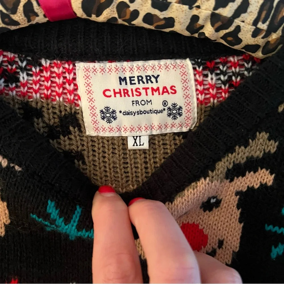 Women’s Reindeer Knit Christmas Sweater Size XL - Picture 3 of 5